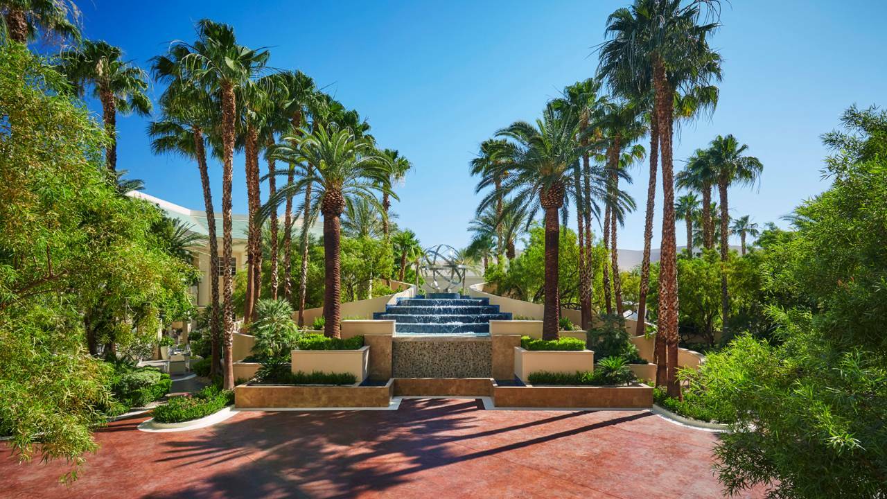 Four Seasons Hotel Las Vegas Exterior photo